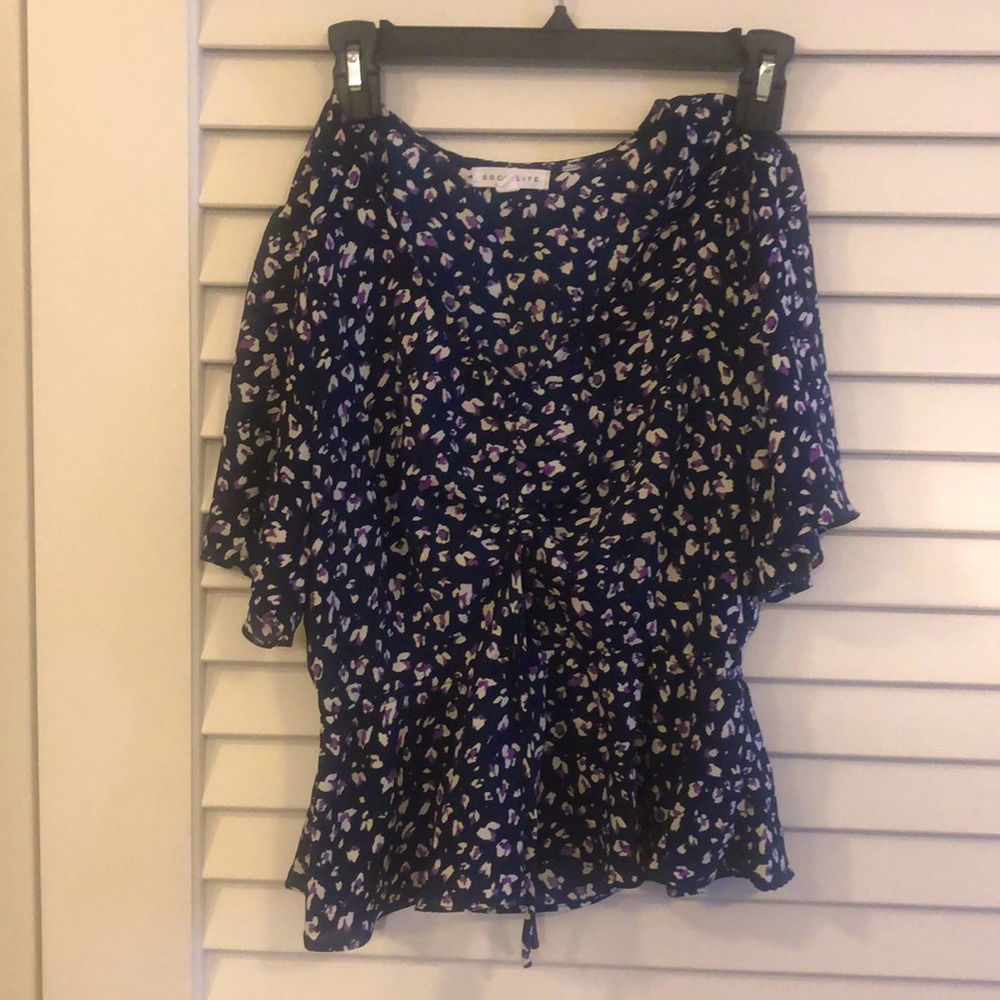 Socialite V-neck Blouse